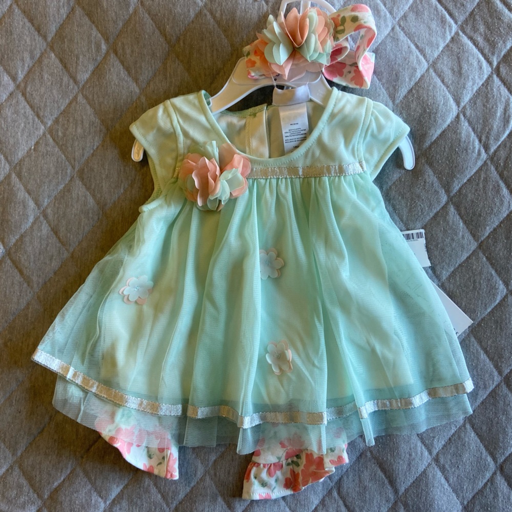 Nicole Miller girls dress with flare floral bottoms size 18 months